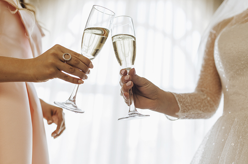 ¿Cómo calcular bebida para 100 personas de la boda?