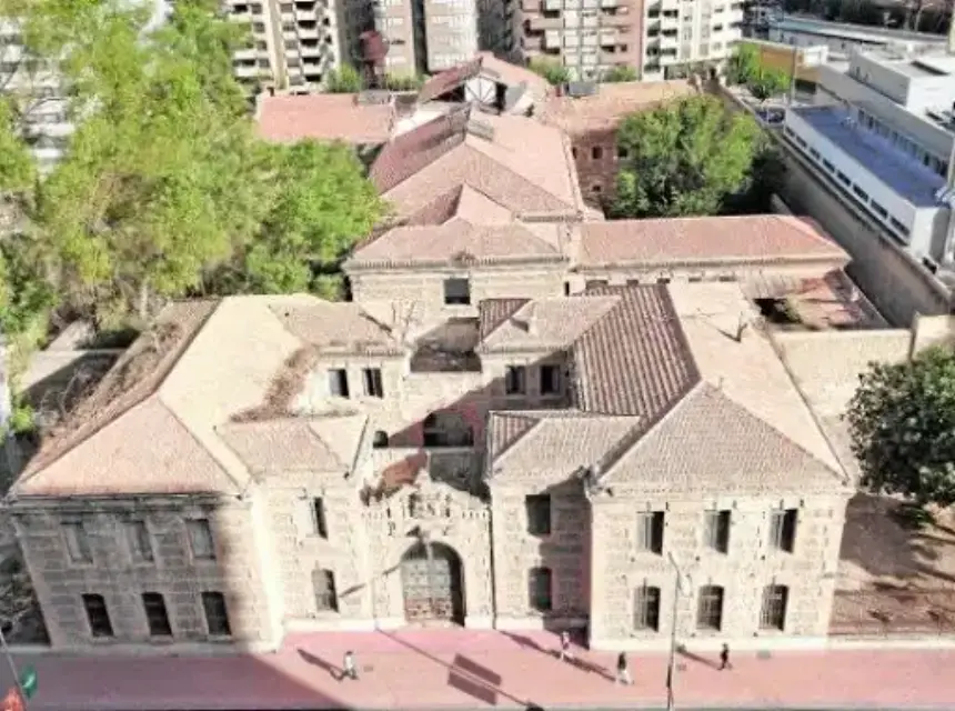 Comenzó la remodelación de la cárcel vieja y abrirá paso a un nuevo espacio cultural para los murcianos