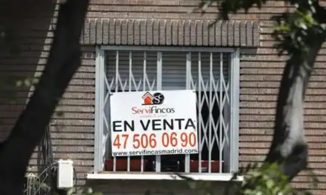 La compraventa de viviendas en la Región registra su mayor caída en 11 años: bajó un 34,1%,