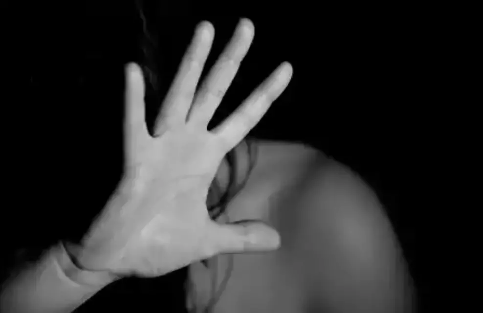 Por pedirle que hiciera la tarea, un niño agredió a su madre en Murcia