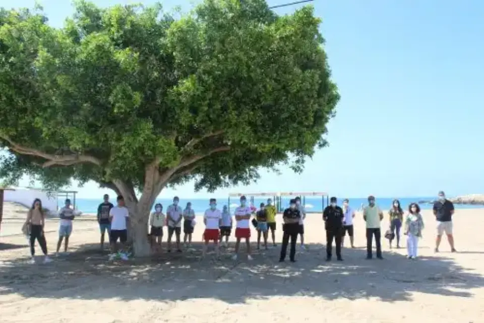 Playas de San Juan de los Terreros ya cuentan con 16 auxiliares de control para el verano