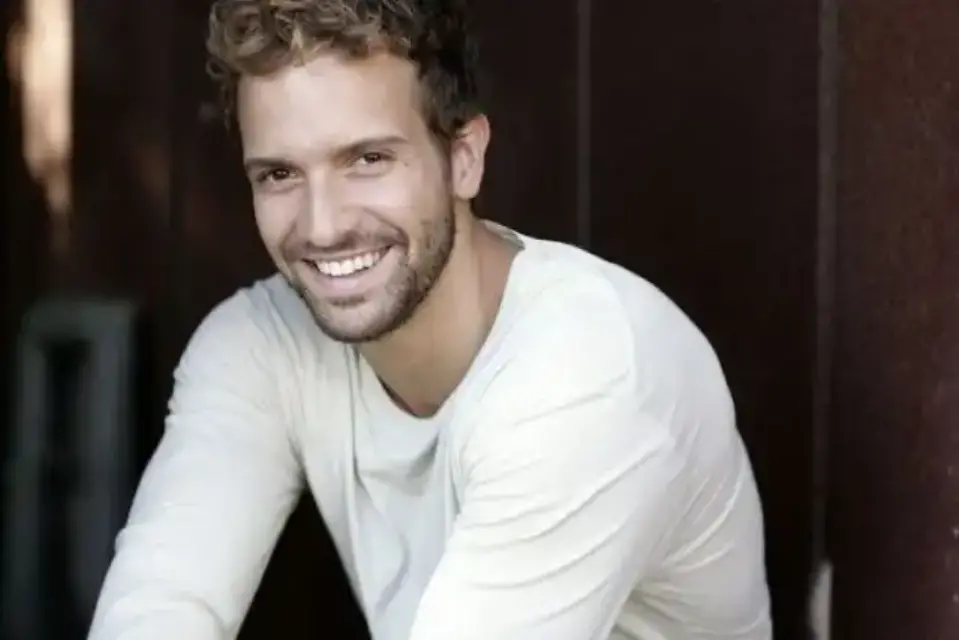 Tras su salida del armario, Pablo Alborán recibe el incondicional apoyo de los famosos