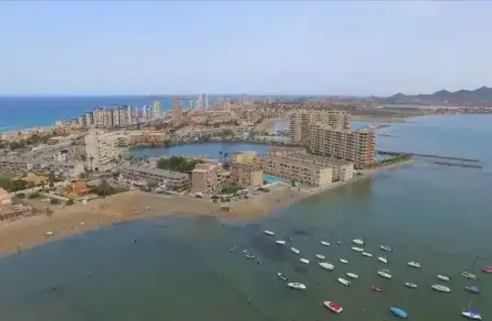La costa murciana entre las cinco preferidas por los españoles para la temporada estival
