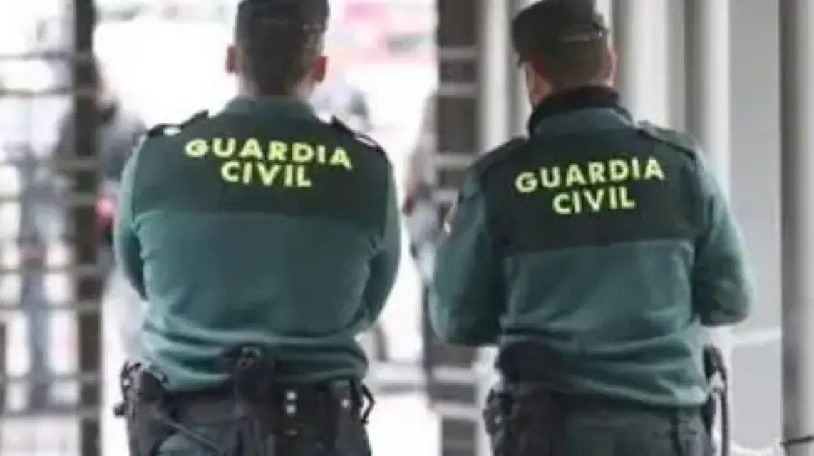 Su ex pareja la mantuvo secuestrada nueve días y le cortó la cara con un cuchillo