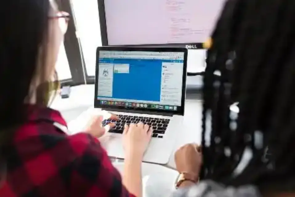 2.500 docentes participan en una formación telemática para el escenario educativo del próximo curso