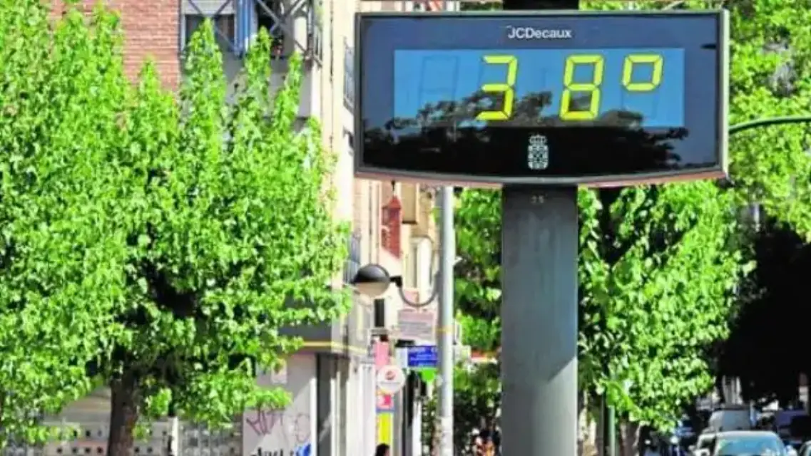 Aviso de riesgo por las altas temperaturas emite la AEMET en la Región