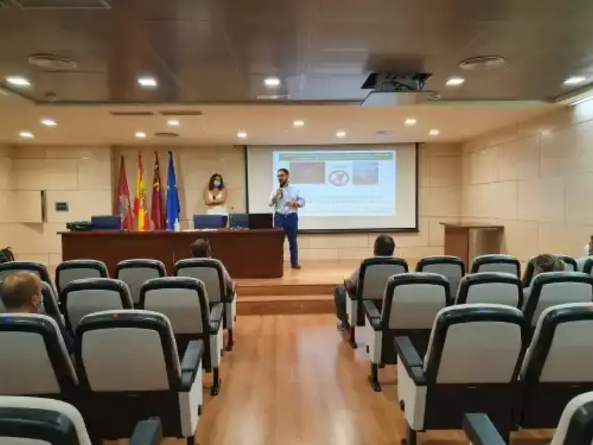Comenzó el programa mixto de empleo y formación para los trabajadores que participan en la recuperación y mejora de la Pasarela ‘Manterola’
