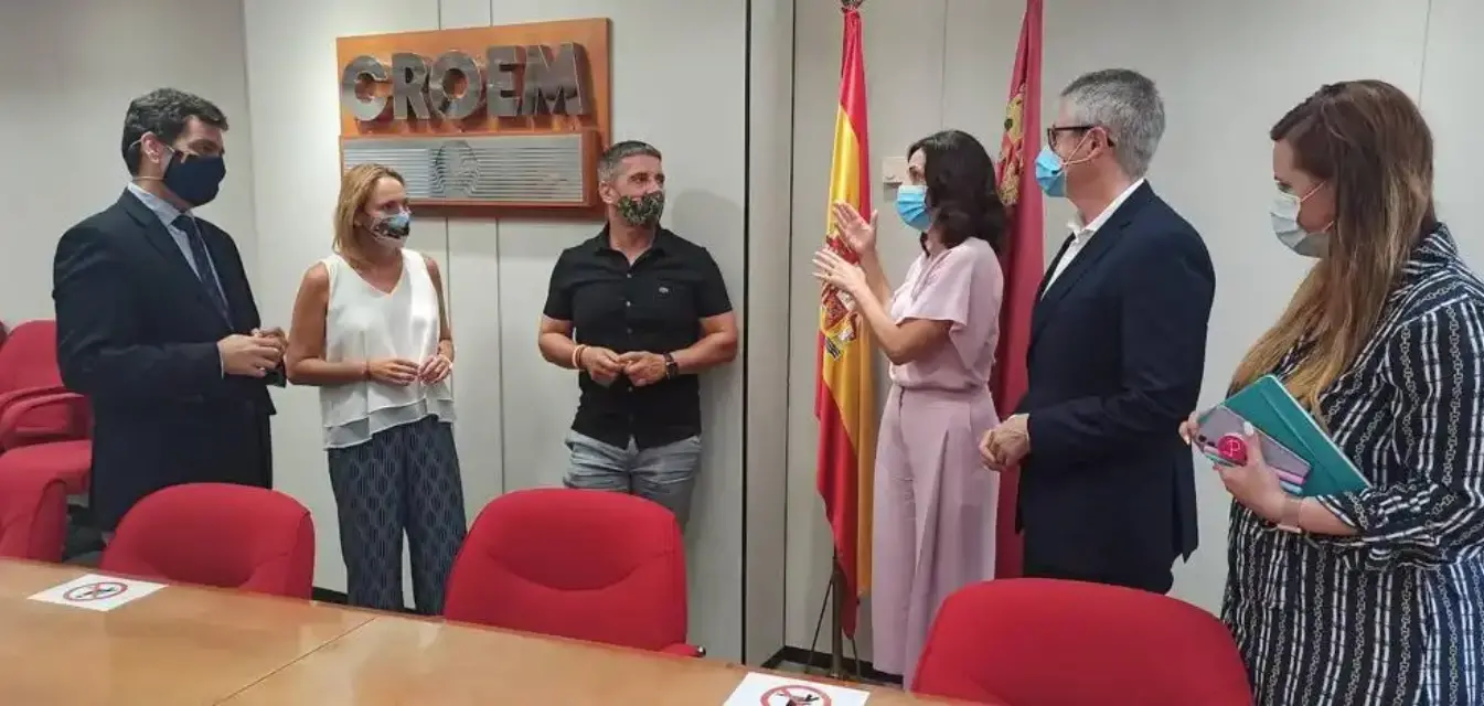 Hostemur prevé pérdidas seguras de no flexibilizar normas de apertura de locales de restauración y ocio