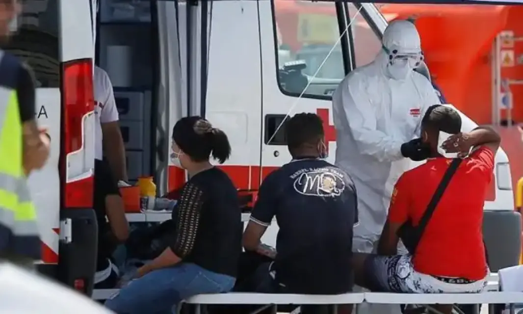 Serán aislados 300 inmigrantes llegados en pateras