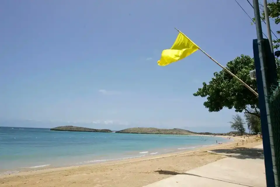 Playas de Cartagena y La Unión cuentan con bandera amarilla