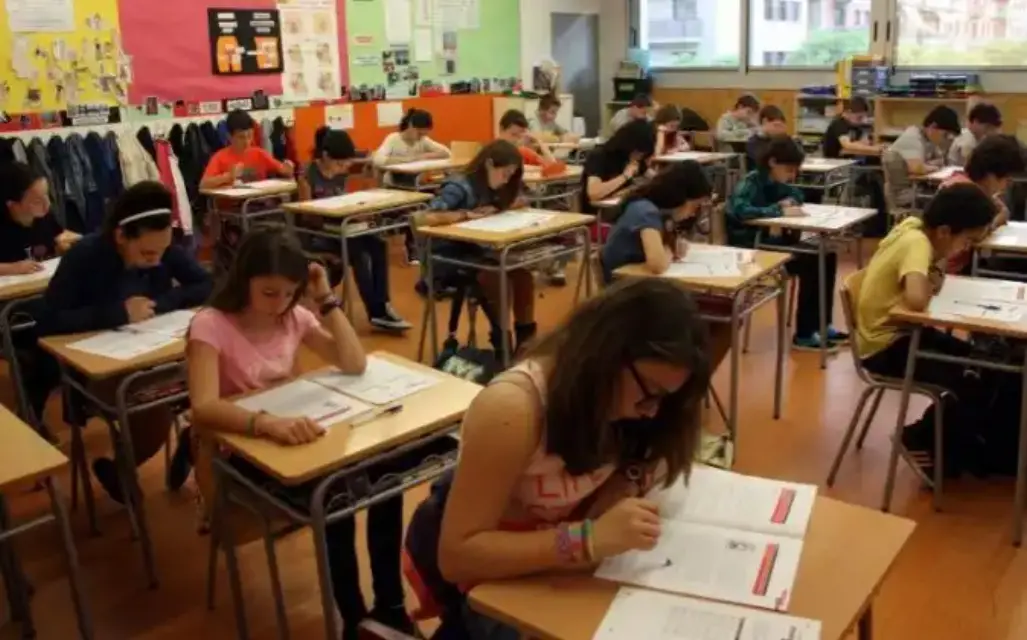 Sindicato de Docentes sugiere clases virtuales, asesorías y evaluaciones presenciales cada 15 días