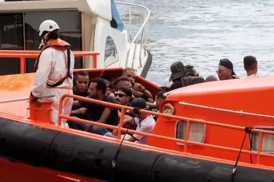 Más de 40 inmigrantes llegaron en cuatro pateras a la costa de Cartagena