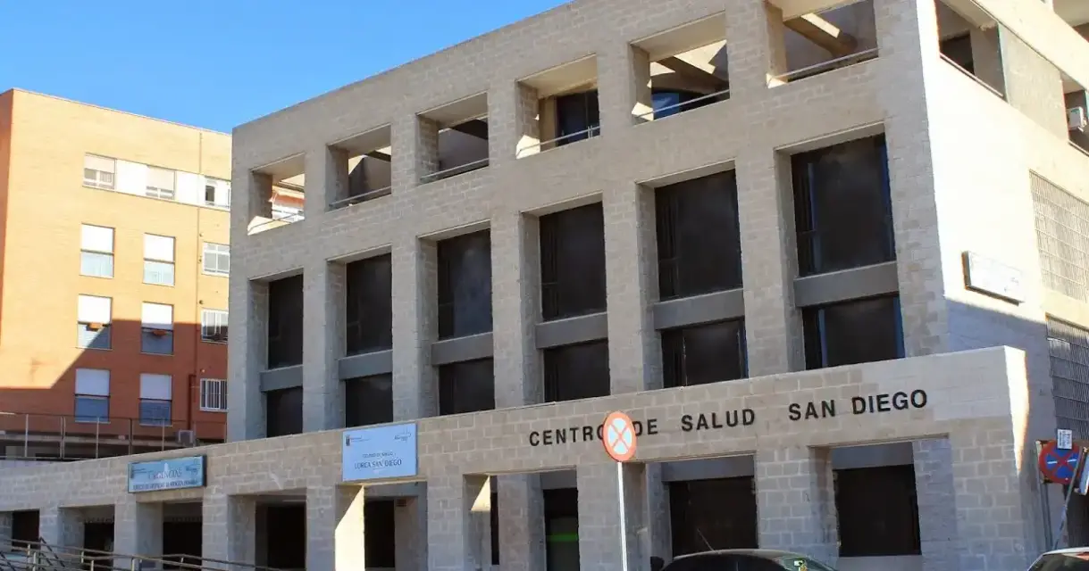 Nivel rojo en los Centros de Salud La Viña y San Diego tras incremento de casos positivos por Covid-19