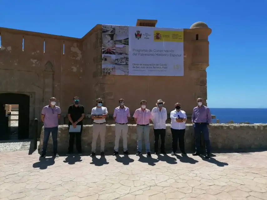 Hoy se realizó la Firma del acta de replanteo y comienzo de las obras de restauración del Castillo de San Juan de los Terreros