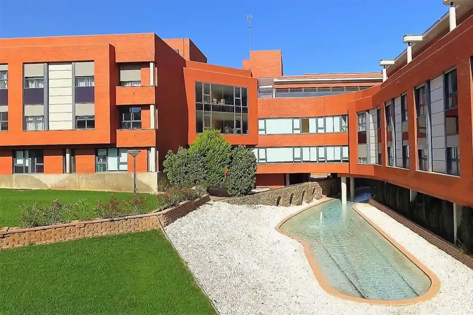 Más de diez trabajadores residenciales no regresarán a sus puestos al dar positivo por Covid-19 tras regresar de sus vacaciones