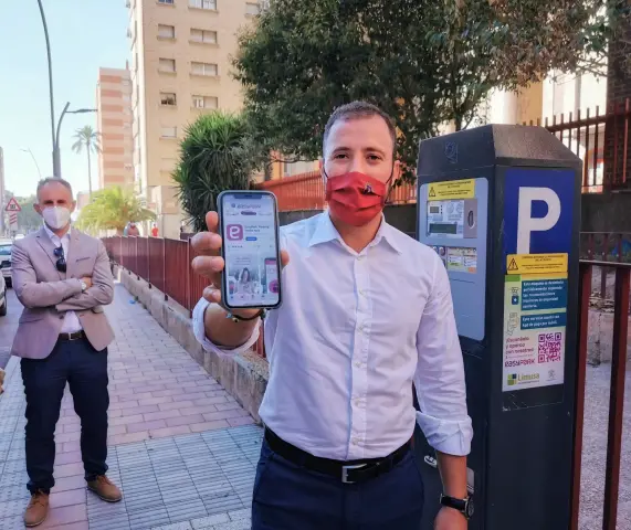LIMUSA presenta nueva aplicación móvil para controlar estacionamiento regulado por la ORA en Lorca