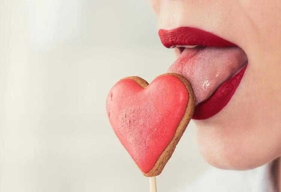 ¡Pagos con sexo oral! Tribunal Constitucional de España en boca de todos