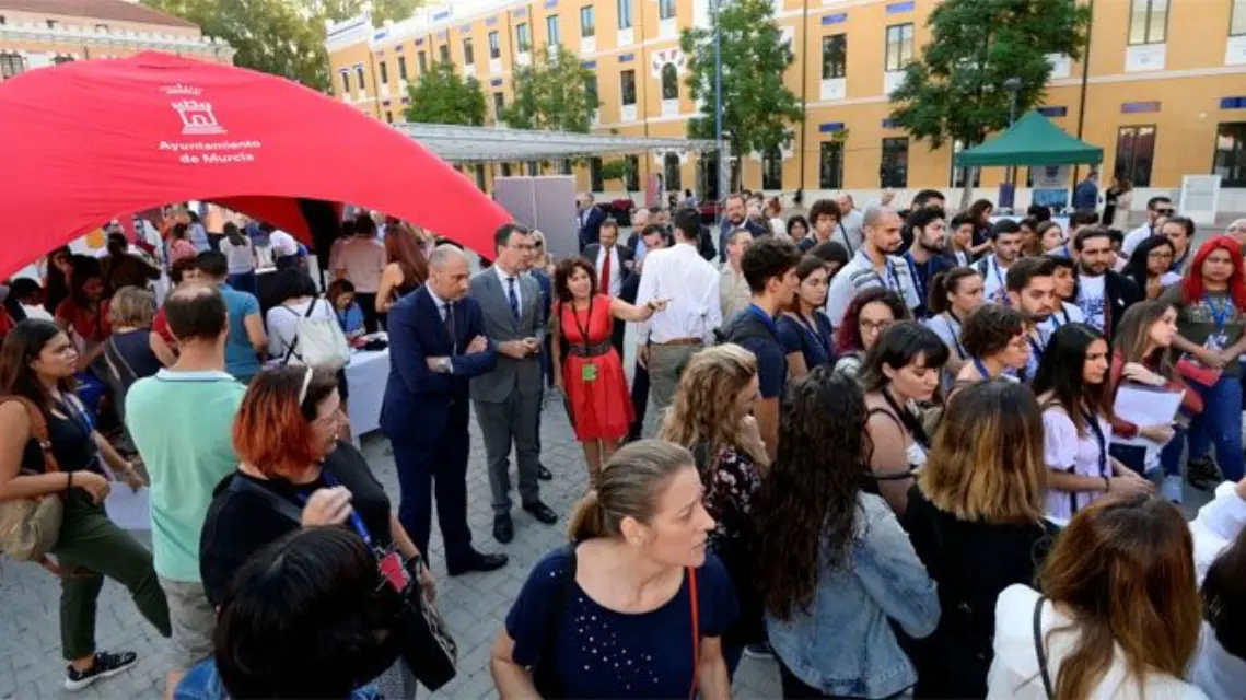 SEF financia cursos gratuitos online para residentes en la Región de Murcia
