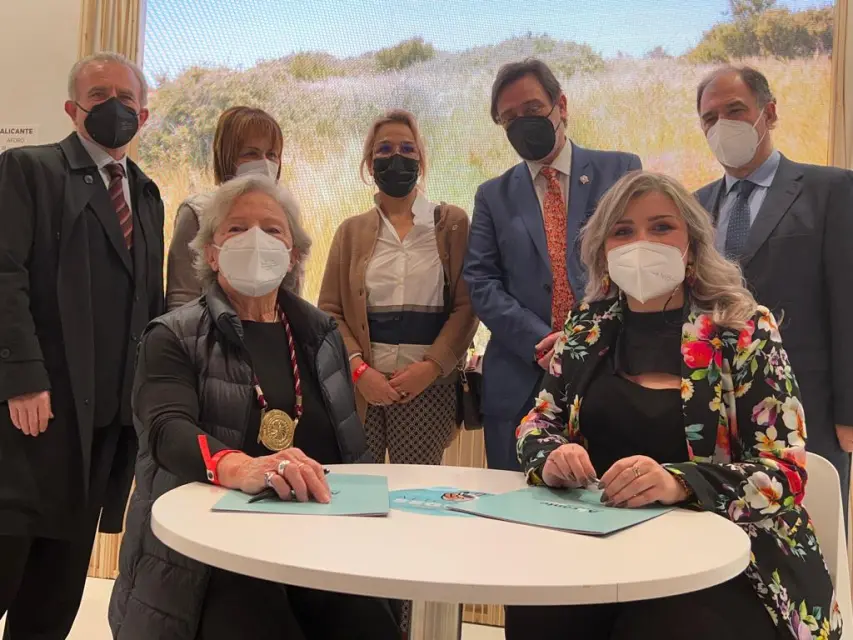 Arroces, Circo del Sol y viajes por carretera buenas nuevas de Alicante en Fitur