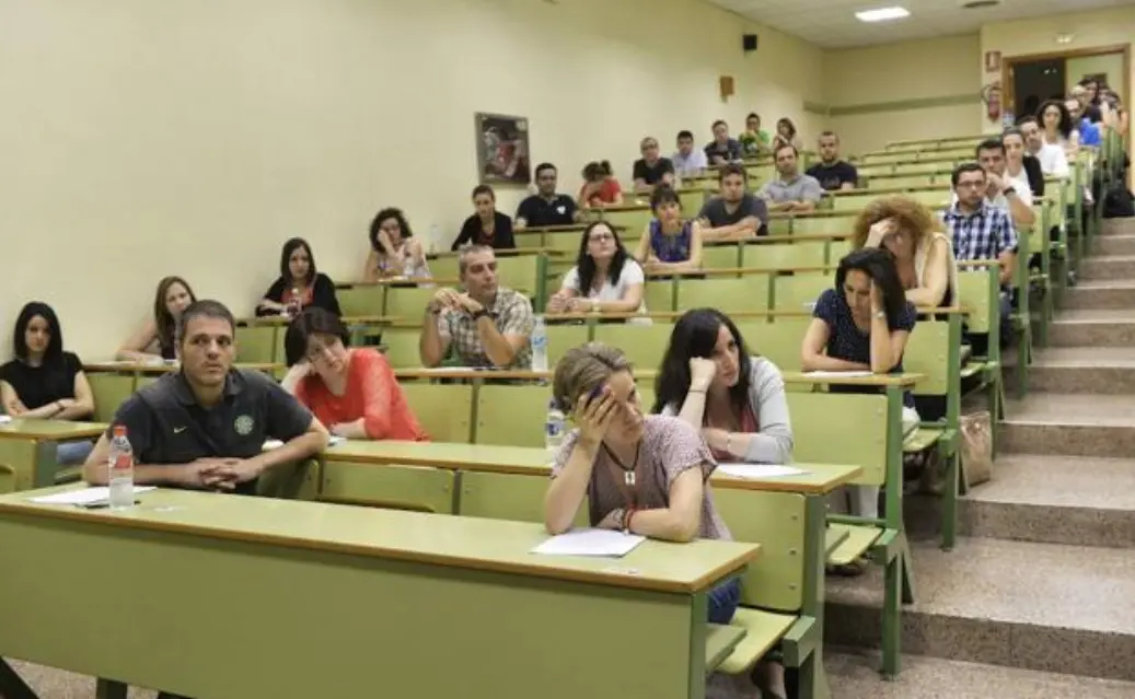 ¡Insólito! Educación y STERM se enfrentan por oposiciones de maestros de este año