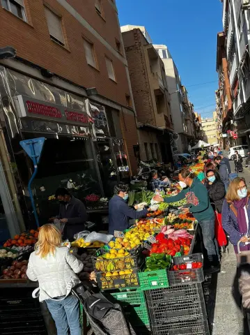 Mercadillo de frutas y verduras de Carolinas ¿Dónde se ubica ahora?