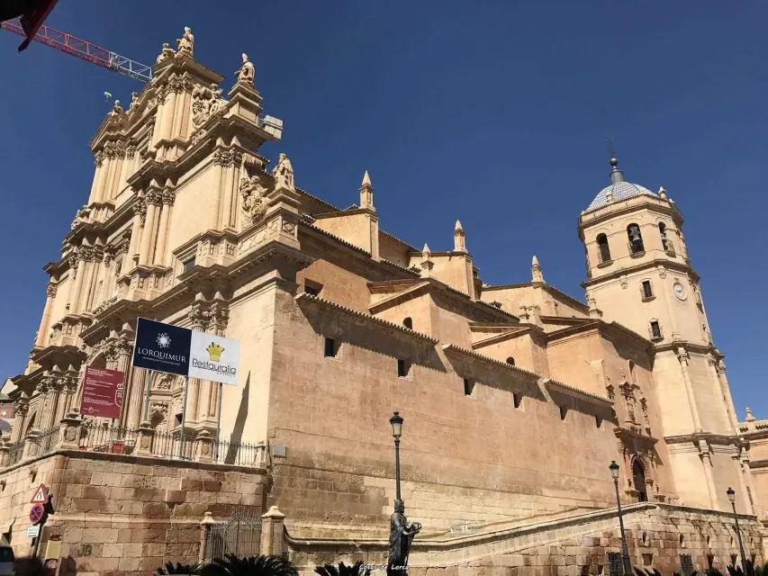 De estreno La torre de la antigua Colegiata de San Patricio ¿Entérate por qué?