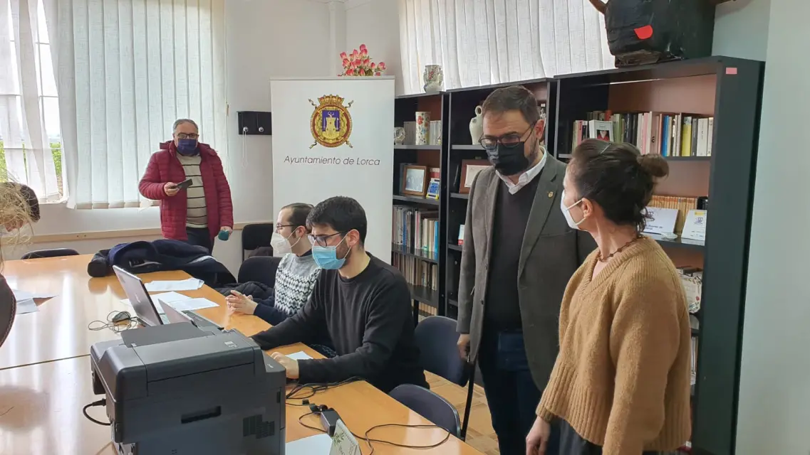 Lista oficina para afectados por proyecto de línea de alta tensión Hinojar-Águilas