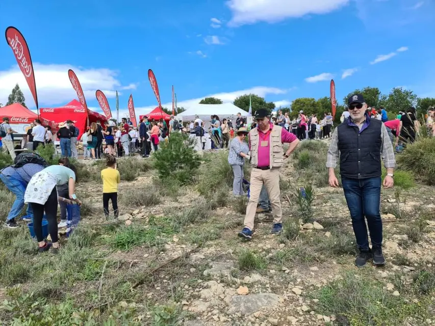 Una meta ambiciosa: Plantar un millar de árboles en el 'Alicante Renace 2022'