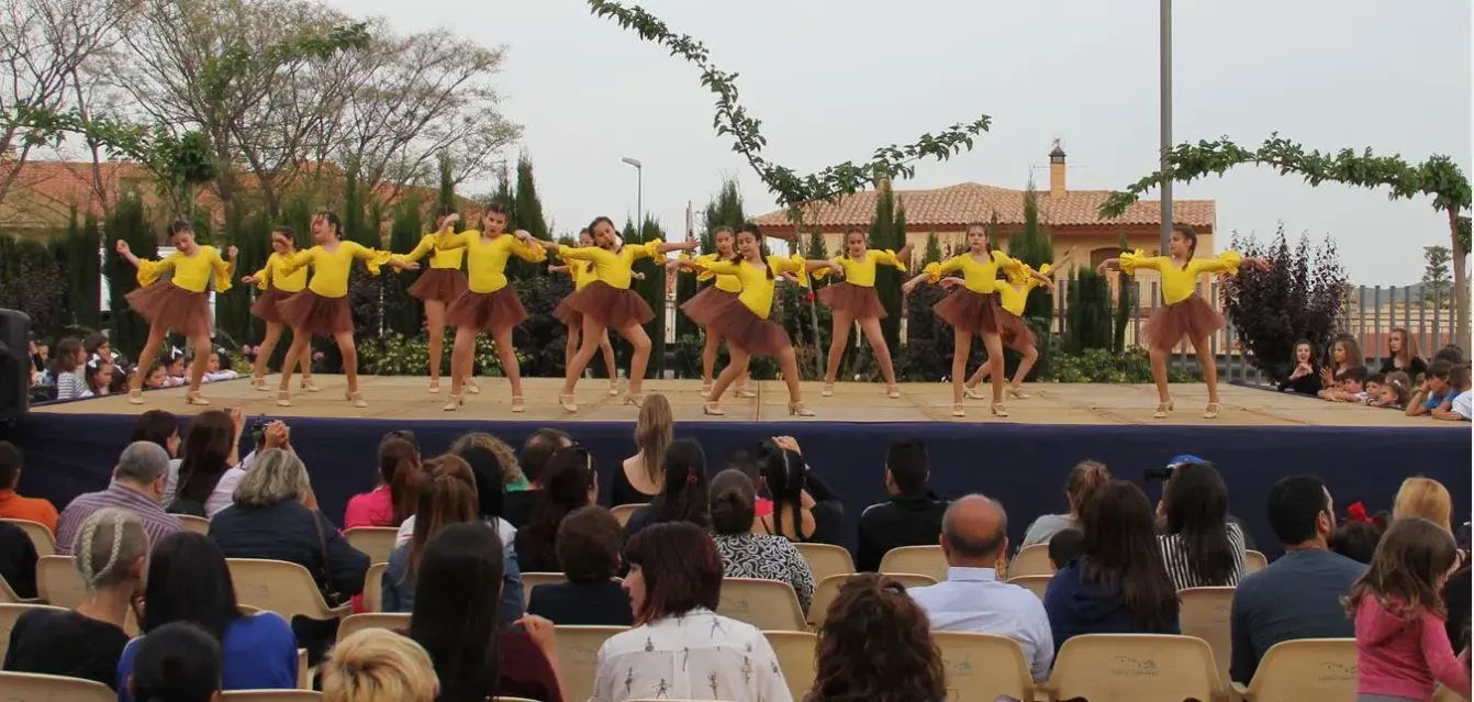 Puerto Lumbreras conmemora el Día de la Danza