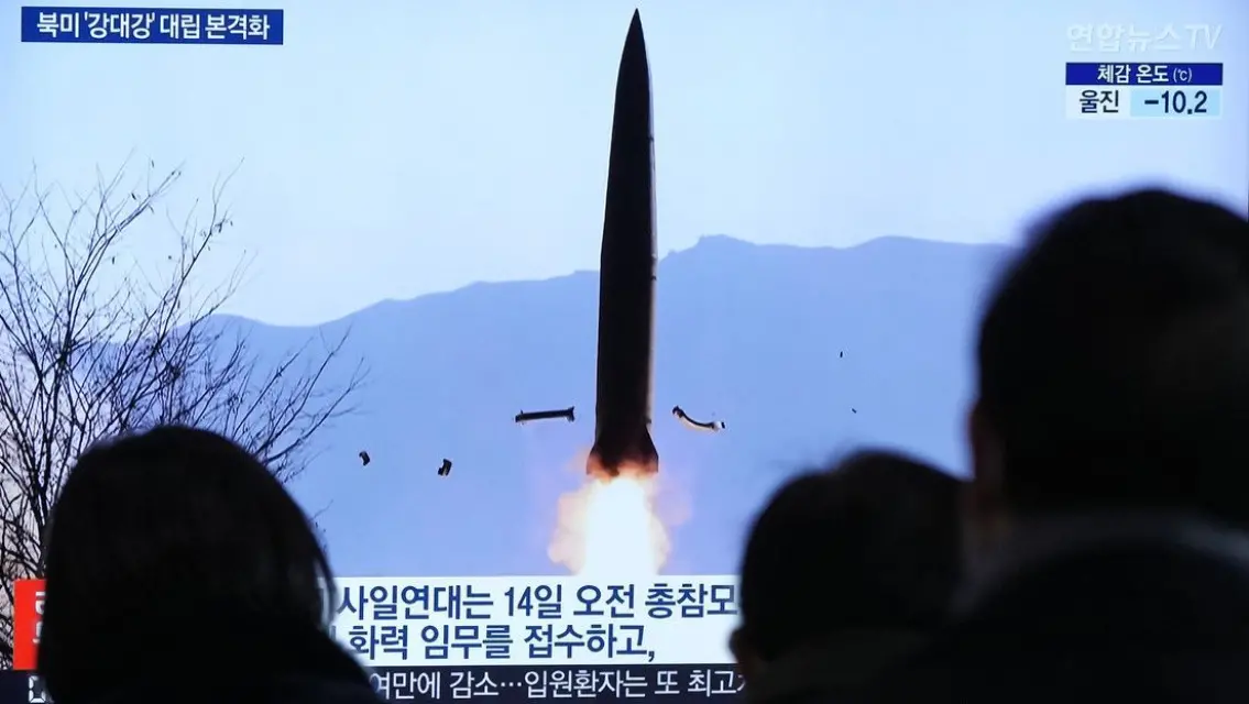 Pyongyang: Al teléfono Corea del Sur, EEUU y Japón por lanzamiento de misil l