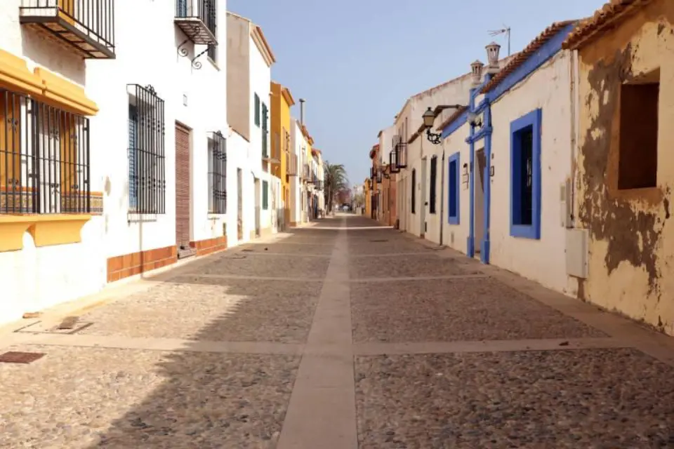 Más dinerito para el programa de fachadas tradicionales de Alicante