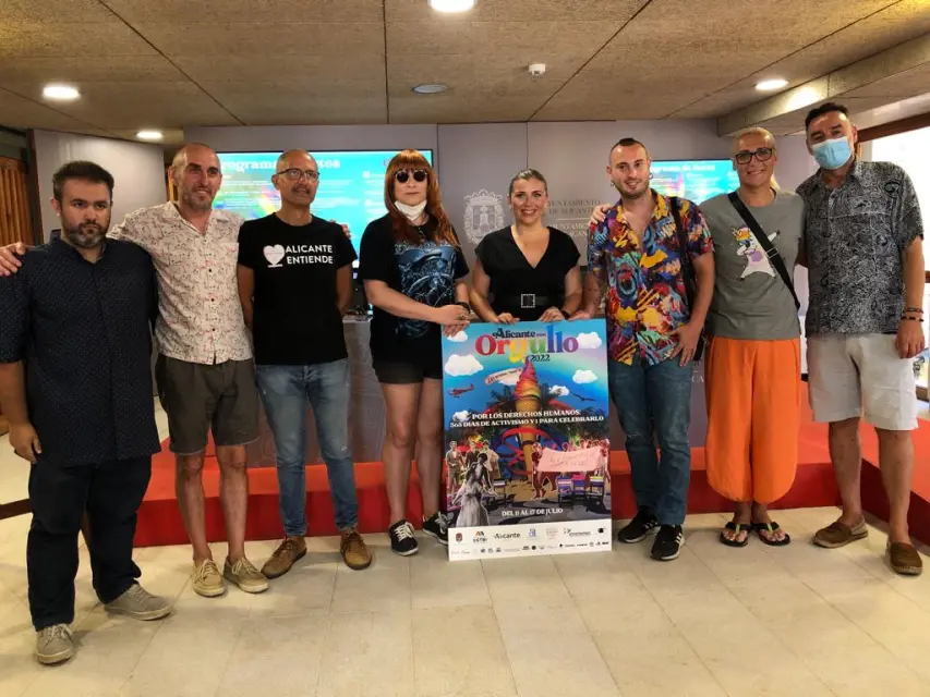 Alicante se suma al Orgullo en defensa de los derechos humanos