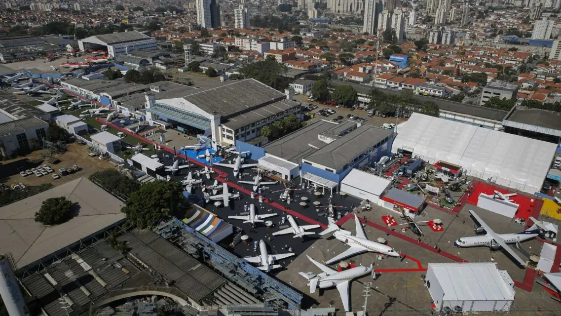 11 aeropuertos brasileños serán administrados por empresa española