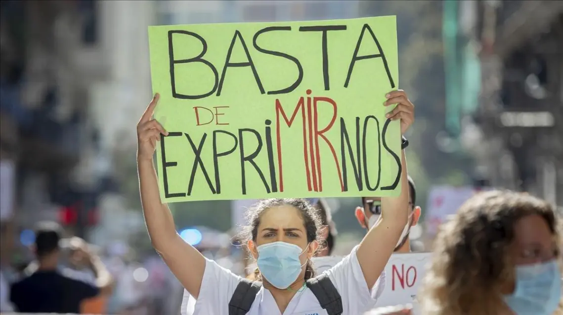 El temor de ser mileuristas enferma al sector salud