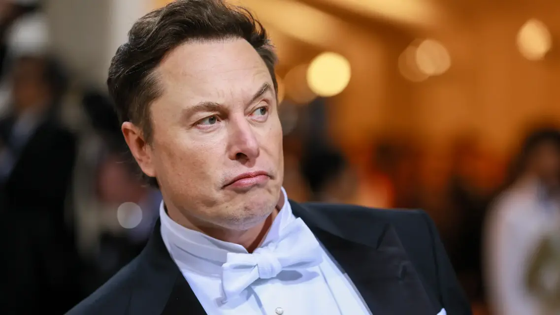 El “paracaídas de oro” de los despedidos por Elon Musk de Twitter