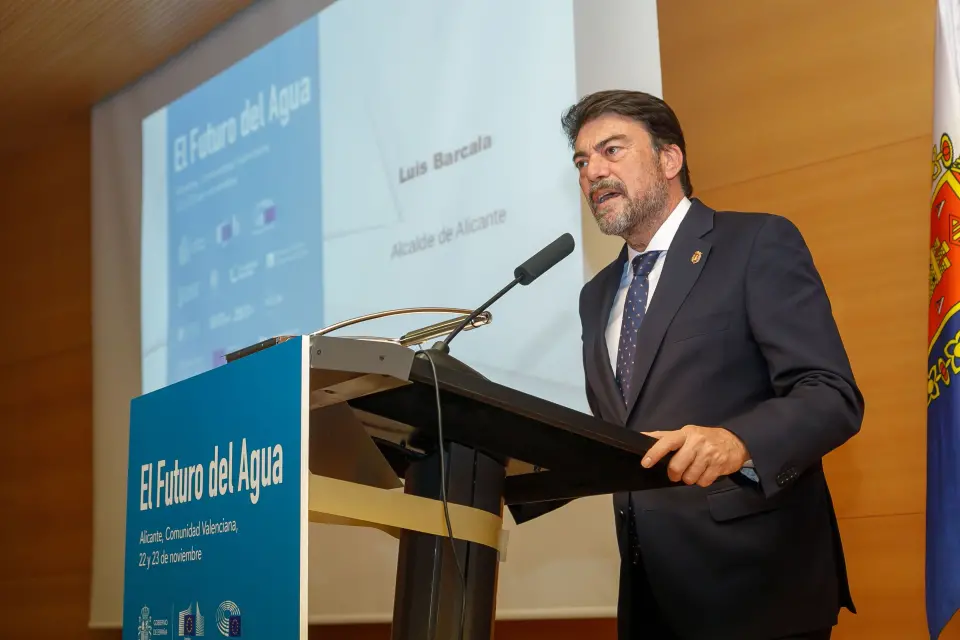 Barcala: Irá a Madrid para alzar la voz por recortes presupuestarios