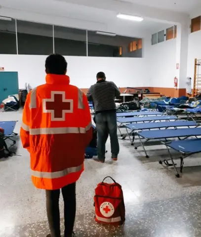 Frío: Ayuntamiento de Alicante y Cruz Roja refuerzan atención a sin hogar