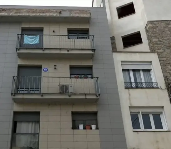 Gemelas cayeron desde un balcón y dejaron dos cartas