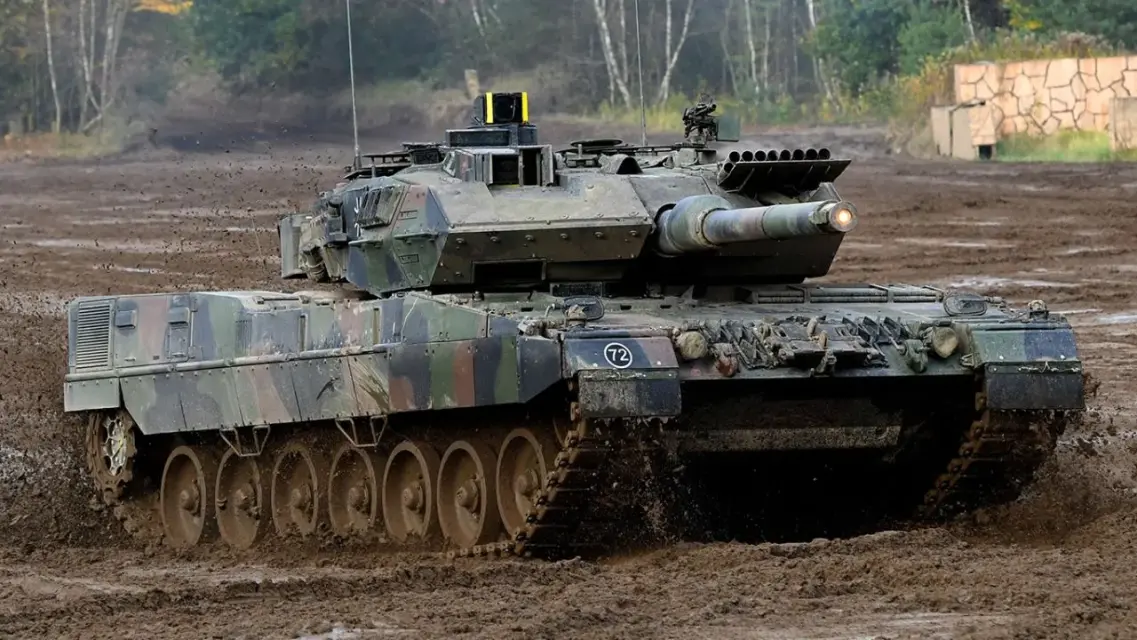 ¡Gracias a ALEMANIA! Suecia envía una decena de tanques «Leopard 2» a Ucrania