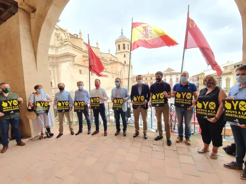 Corporación municipal de Lorca mostró su apoyo al comercio y hostelería debido a la crisis sanitaria