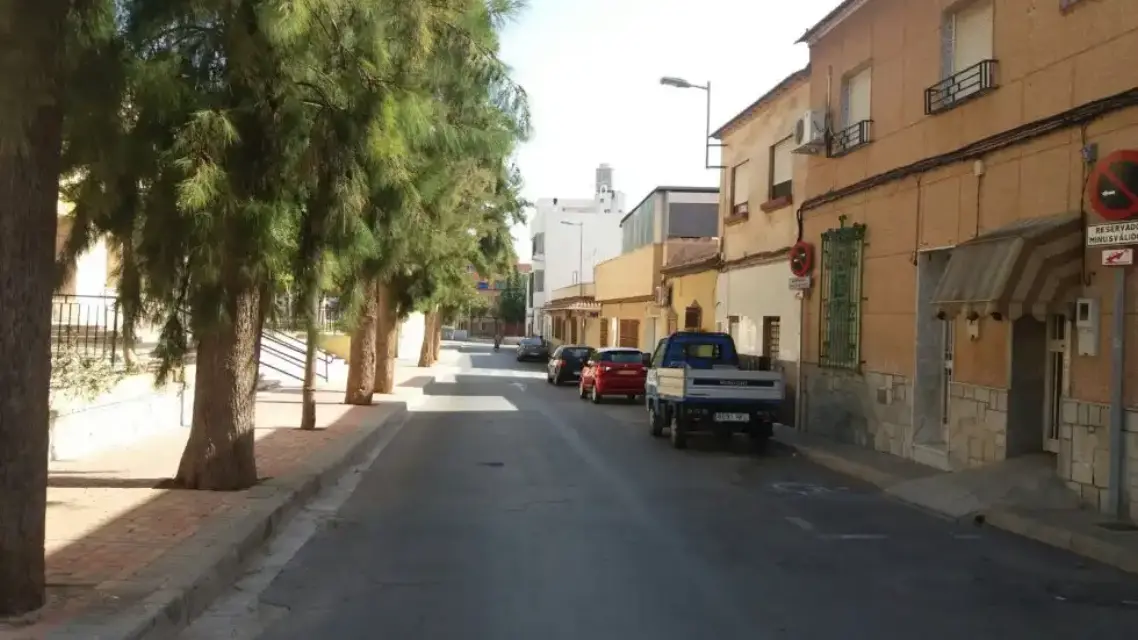 Fiesta multitudinaria disuelta en el Barrio Espíritu Santo terminó de celebrarse en la Calle Carmen Rioja