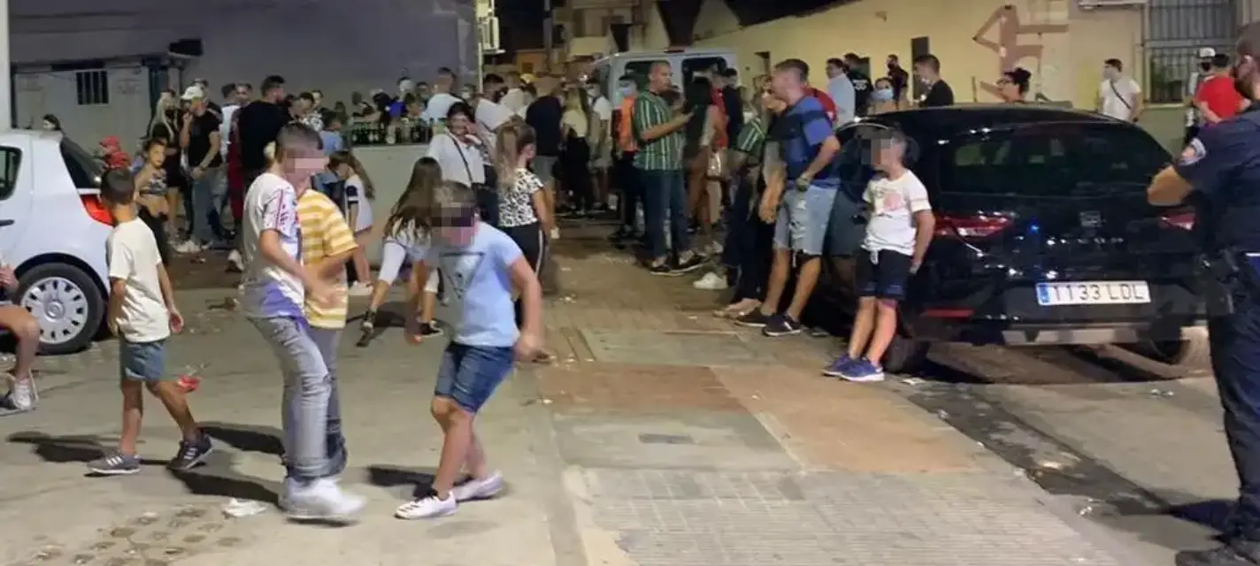 Vecinos del Barrio Espíritu Santo celebraron otra pedida de mano al rito gitano