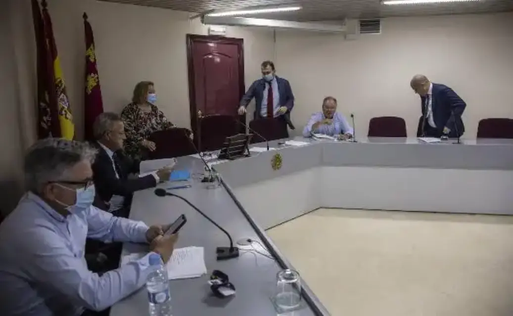 Vélez informó creación de dos juzgados de lo Mercantil en la Región de Murcia