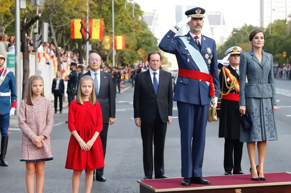 Celebración del 12 de octubre se convierte en un acto militar en el Patio de la Armería por consecuencia de la pandemia