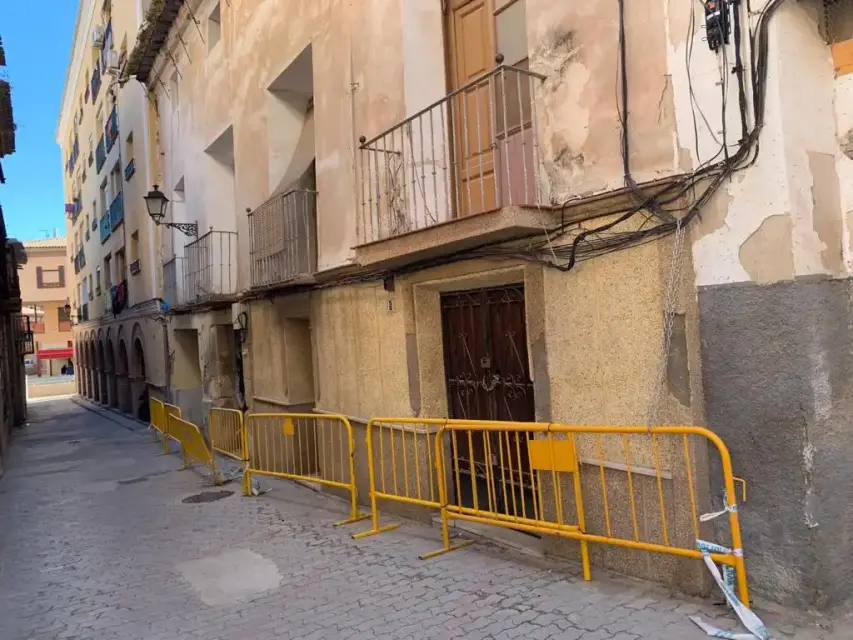 El ayuntamiento de Lorca gastará 24.000 euros en saneamiento de fachadas y limpieza de solares