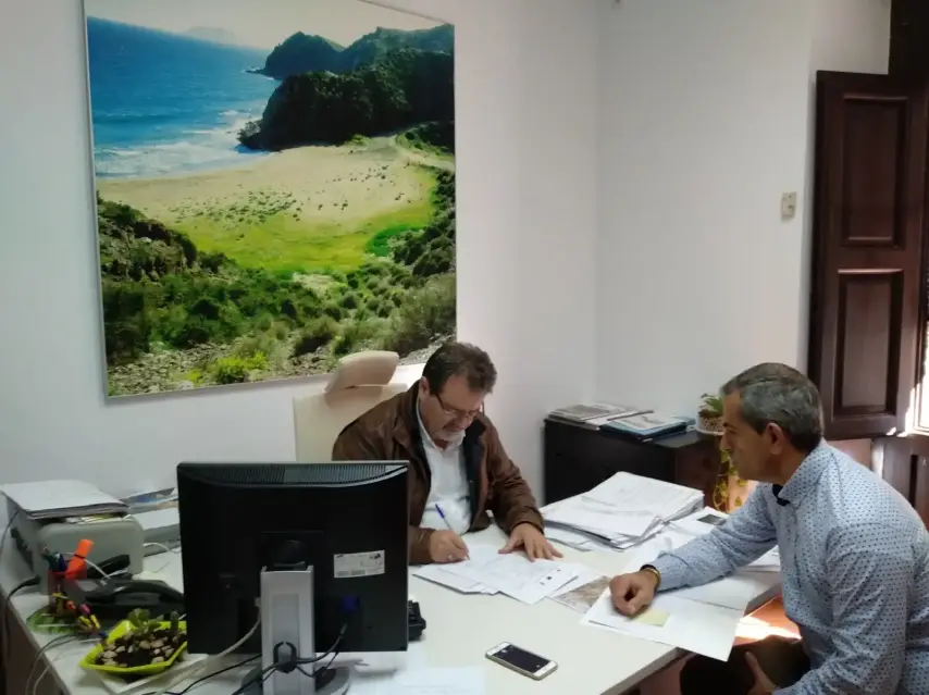 El Ayuntamiento de Lorca adjudica los trabajos de mejora del en las plazas y parques de Los Jopos