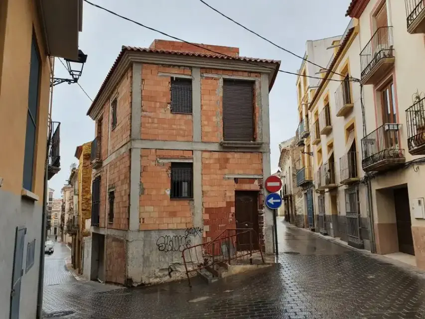 El Ayuntamiento de Lorca llevará a cabo demolición de viviendas en ruinas