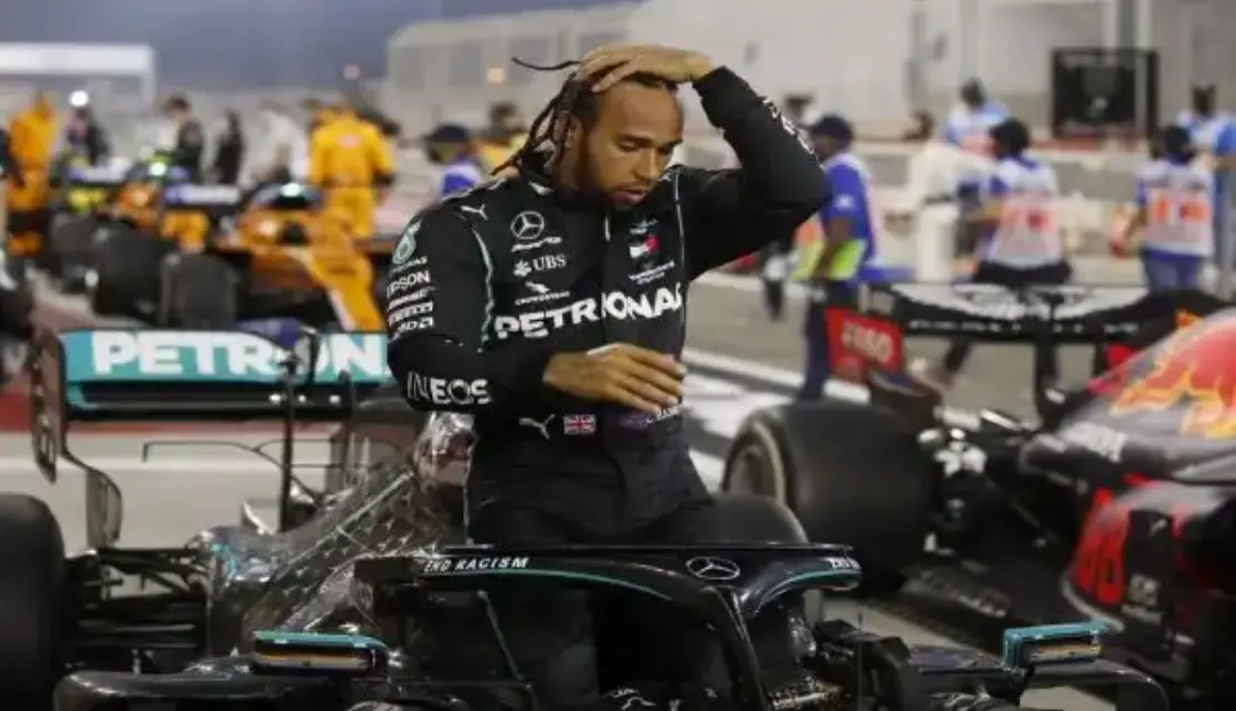 Lewis Hamilton queda fuera de competencia por dar positivo por Covid-19