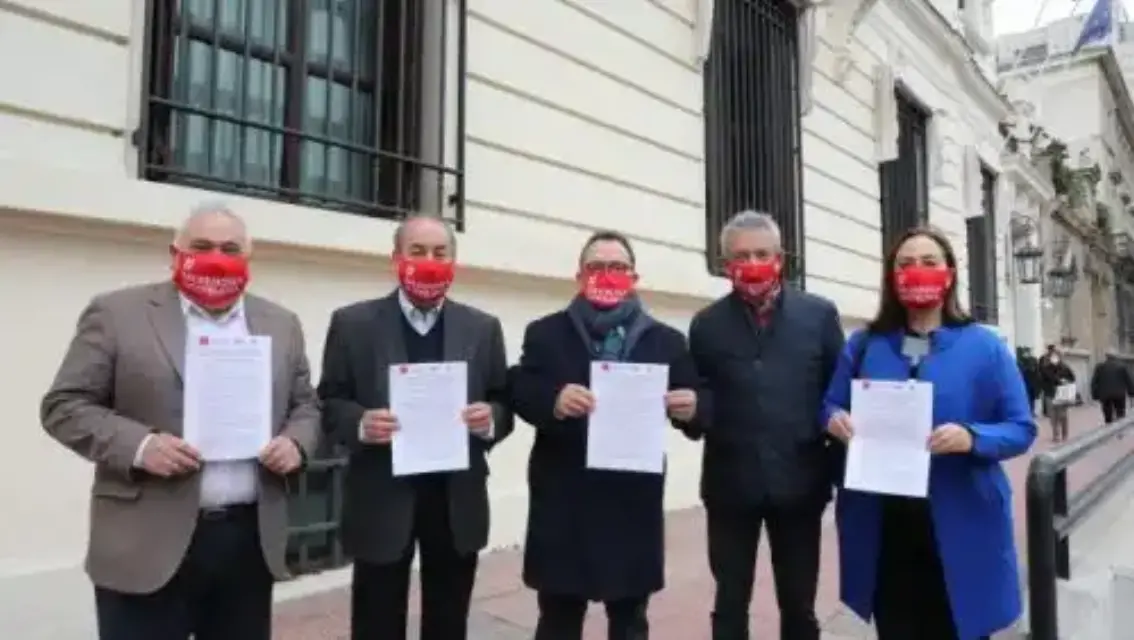 El Gobierno no dará ayudas directas a la hostelería y comercio