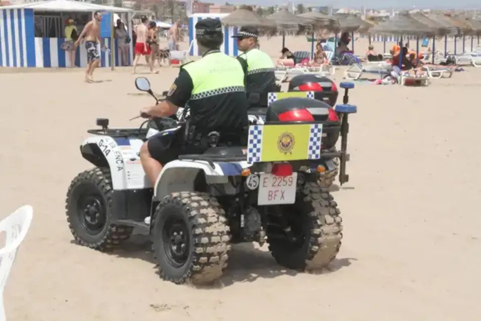 Alicante cerrará sus playas si los aforos se salen de control
